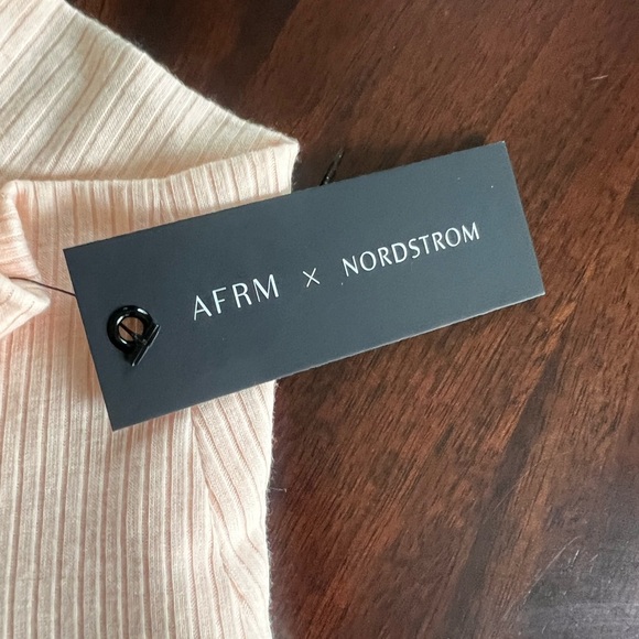 NWT AFRM Mollie Long Sleeve Drawstring Crop Top – Cream Beige – Size Large - Picture 3 of 6